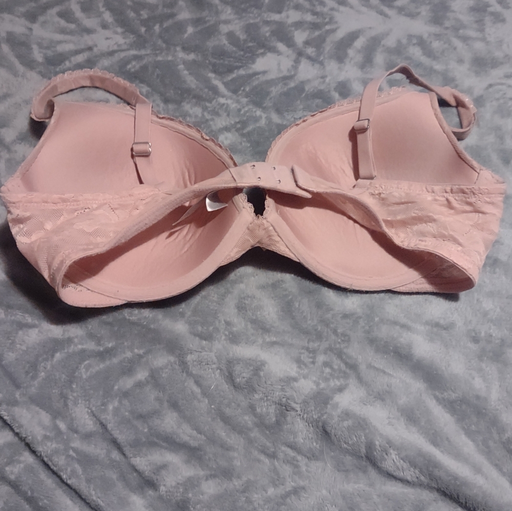 Victoria Secret Pink Underwire Bra size 36‎ D underwire is in good condition - Picture 8 of 8